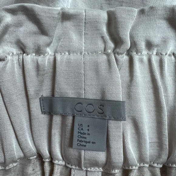 Cos Silver Mini Skirt Satin Elastic Waist Size US 4 Spring Summer - Picture 3 of 4